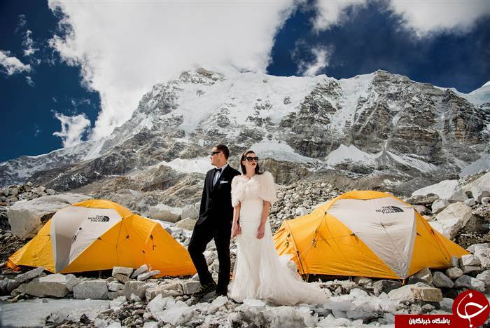 مراسم ازدواج روی مرتفع ترین کوه جهان + تصاویر