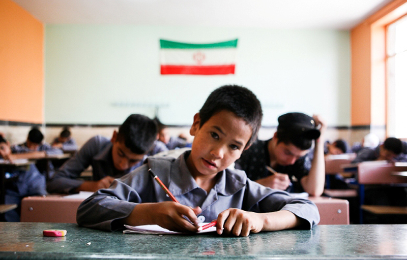 تحصیل 360 هزار دانش‌آموز افغان در ایران