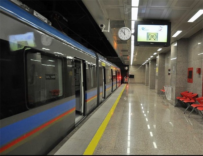 قطارهای جدید به خط 4 مترو تهران افزوده خواهد شد/ سرفاصله حرکت قطارها در خط 4 مترو 6 تا 7 دقیقه است