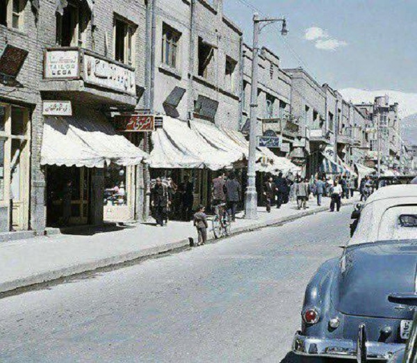 نمایی دیدنی و تاریخی از خیابان لاله زار