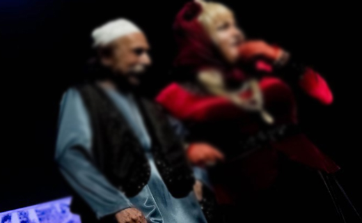 ترویج بی‌بند و باری و رقص و آواز در تئاترهای تهران + فیلم