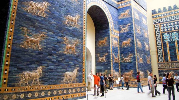 قالی‌های نفیس ایرانی را در موزه پرگامون ببینید/پرگامون؛ بخشی از جزیره موزه‌ها