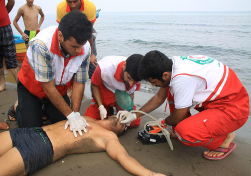 نجات ۷۰ مسافر در دریای مازندران