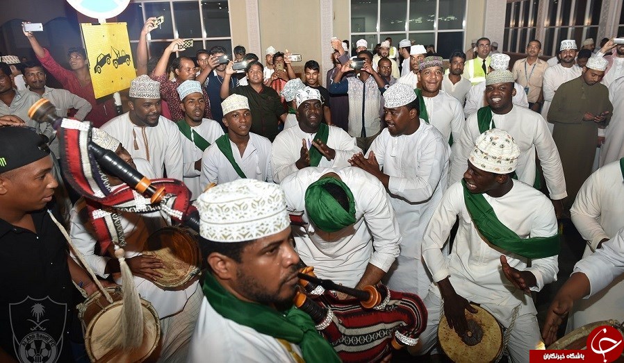 از سلفی تا رقص و آواز عمانی ها برای حریف پرسپولیس+تصاویر