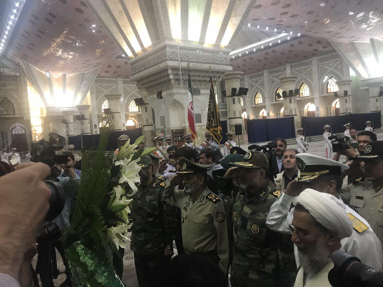 فرماندهان ارتش با آرمان‌های امام خمینی (ره) تجدید پیمان کردند