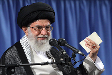 نظر آیت الله خامنه‌ای درباره انتقاد از رهبری + فیلم