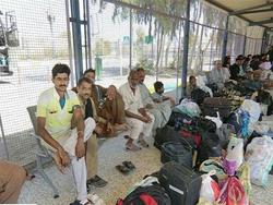 سوء مدیریت گمرک پاکستان، زائرین را در آن سوی مرز سرگردان کرد