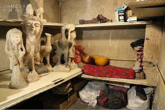 گنج ارزشمندی که سرایدار افغان در زیرزمین یکی از خانه های تهران کشف کرد+تصاویر