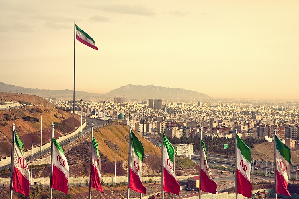 سی‌ان‌ان: ایرانی‌ها در سیاست، تازه‌کار نیستند/ آمریکا و متحدانش از منزوی کردن ایران نتیجه عکس گرفتند