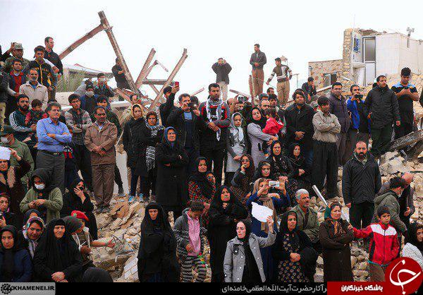 تصاویری از حضور رهبر انقلاب در مناطق زلزله‌زده کرمانشاه
