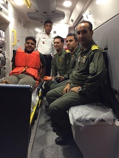 نجات ملوان هندی توسط بالگرد نیروی دریایی ارتش