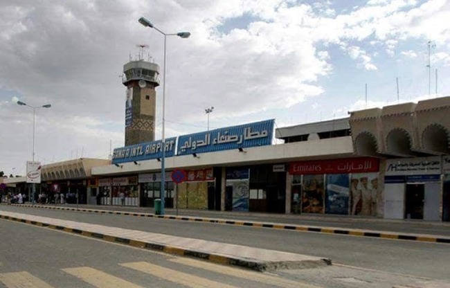 مسئولان یمنی: کمک هایی که به فرودگاه صنعا رسیده است پاسخگوی نیازهای ده درصد مردم یمن نیست