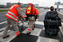 تخلیه فرودگاه اورلی پاریس در پی وقوع تیراندازی
