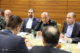 ملاقات وزیر دفاع ایران با وزیر دفاع صربستان 