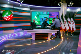 پشت صحنه ضبط برنامه تلویزیونی سید ابراهیم رئیسی نامزد انتخابات ریاست جمهوری
