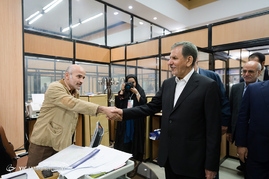حضور اسحاق جهانگیری در ستاد انتخابات وزارت کشور