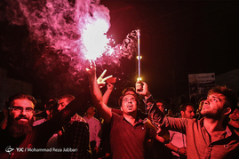 شادی مردم همدان پس از اعلام نتایج انتخابات ریاست جمهوری 96