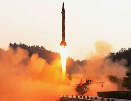 ننشر أول صور للصاروخ الباليستى الذى أطلقته كوريا الشمالية