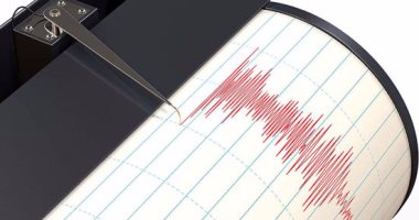 5 إصابات وأضرار بالمبانى والطرق إثر زلزل ضرب غرب اليابان