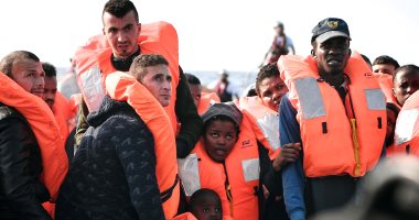 خفر السواحل الليبى ينتشل نحو 1000 مهاجر فى يوم واحد