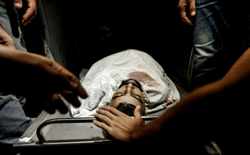 صور.. ارتفاع عدد ضحايا الاعتداءات الإسرائيلية لـ 220 جريحا فى غزة