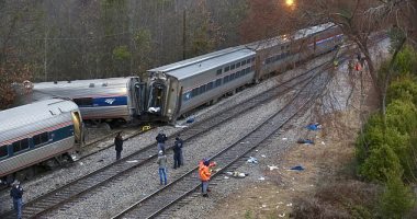 إصابة 50 شخصًا بتصادم قطارين شمال إيطاليا