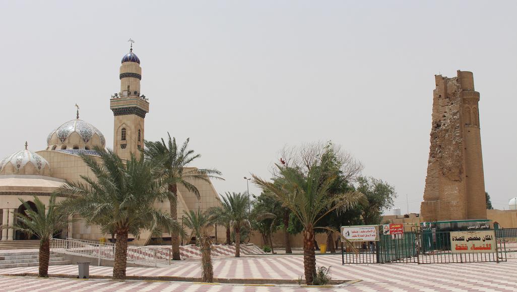 بالصور.. مسجد البصرة القديم مقصد العراقيين في رمضان