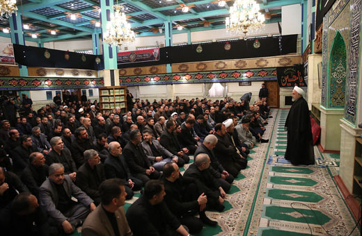 روحاني : الامام الحسين (ع) رمز الوحدة والاخاء بين المسلمين
