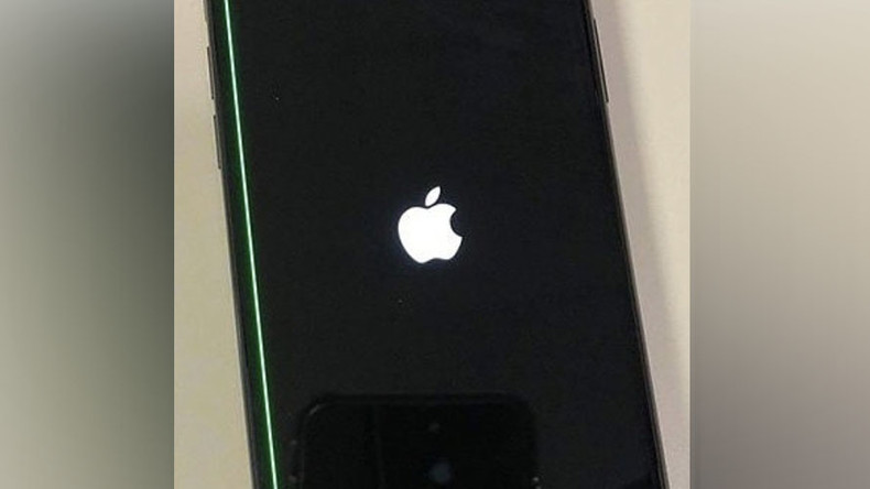 New iPhone X owners complain of ‘green line of death’ on screen of $999 device