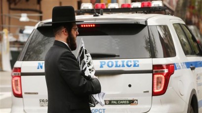Those reporting rise in US anti-semitism can’t ‘be trusted,’ says Rabbi Weiss