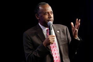 Carson calls slaves 'immigrants' in speech, drawing criticism