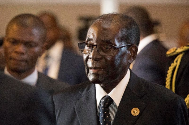Zimbabwe parliament summons Mugabe on May 9