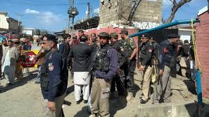 3 Suicide bombers kill 5 police, wound 8 troops in Pakistan