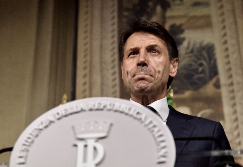 Italy populist government to be sworn in