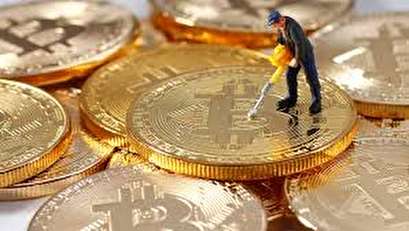 Bitcoin tumbles as hackers hit South Korean exchange Coinrail
