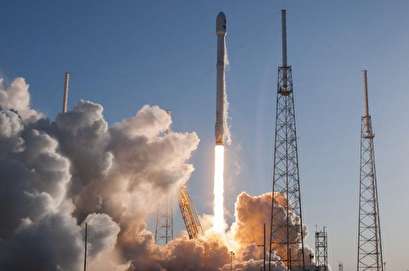 Air Force contracts SpaceX for satellite launch