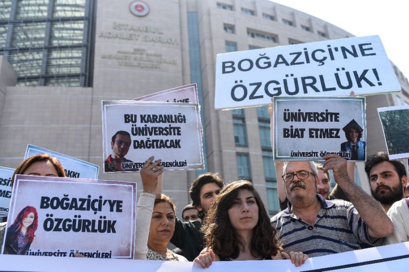 Turkey students go on trial over 'terror propaganda'