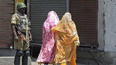 Kashmir goes under Indian curfew amid tensions