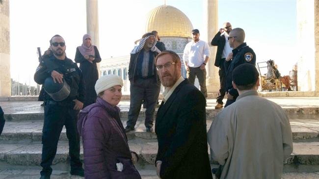 Israeli troops prevent Muslim worshipers from entering Dome of Rock