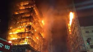 Fire kills 3 in apartment building in northeastern Spain