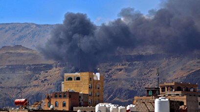 Saudi airstrikes kill one, injure four in Yemen