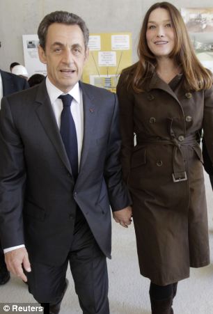 ساركوزي به اتهام فرار مالياتي بازداشت شد