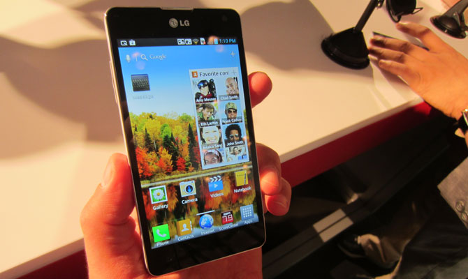 گوشی های بزرگ، تبلت های کوچک در کنفرانس جهانی موبایل ۲۰۱۳ / تصاویر