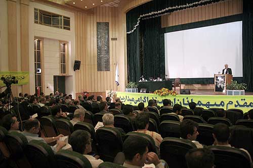 برگزاری همایش كارشناسان مراكز غیر دولتی روزانه توانبخشی كشور در شهركرد
