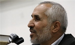داوود احمدی نژاد به نفع جلیلی از کاندیداتوری انصراف داد