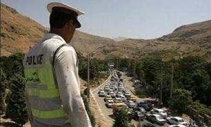 آزاد راه مرزن آباد ـ چالوس به دليل ريزش كوه  مسدود است