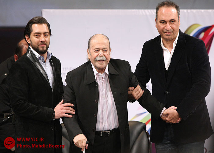 مراسمی که به عطر پیامبر مهربانی مزین شد/ رادان و فرخ نژاد در غیاب «آقای بازیگر» همراه «پدرسالار» ایران شدند