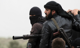 پايگاه منسوب به النصره از بيعت این گروه با خلیفه خودخوانده داعش خبر داد