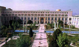 مدرسه مادر شاه يا چهارباغ اثري بي نظير در اصفهان