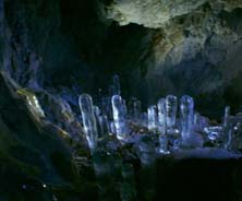 "غار یخ مراد" در سرزمین کهن + تصاویر